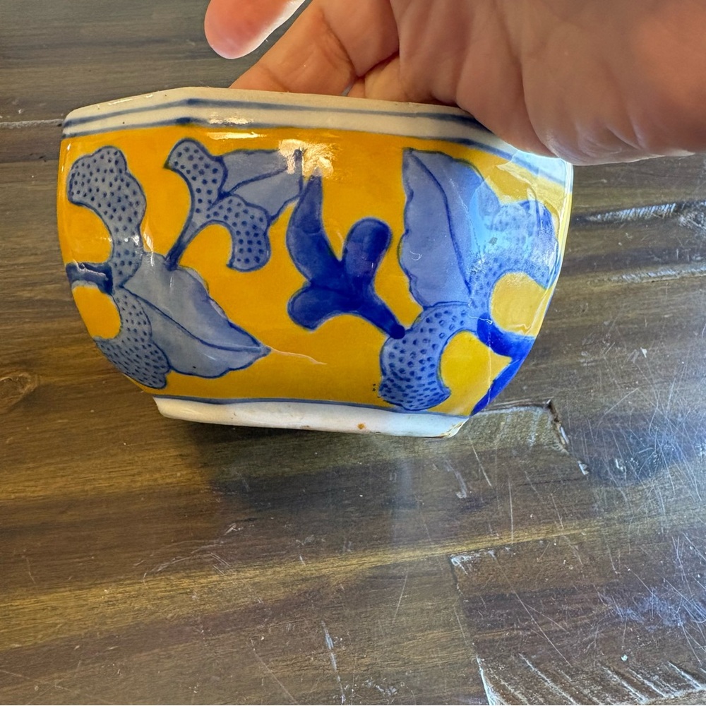 Vintage Blue Yellow Chinese Ceramic Box Jewelry Catchall Lid Trinket Lidded Bowl - Picture 7 of 11